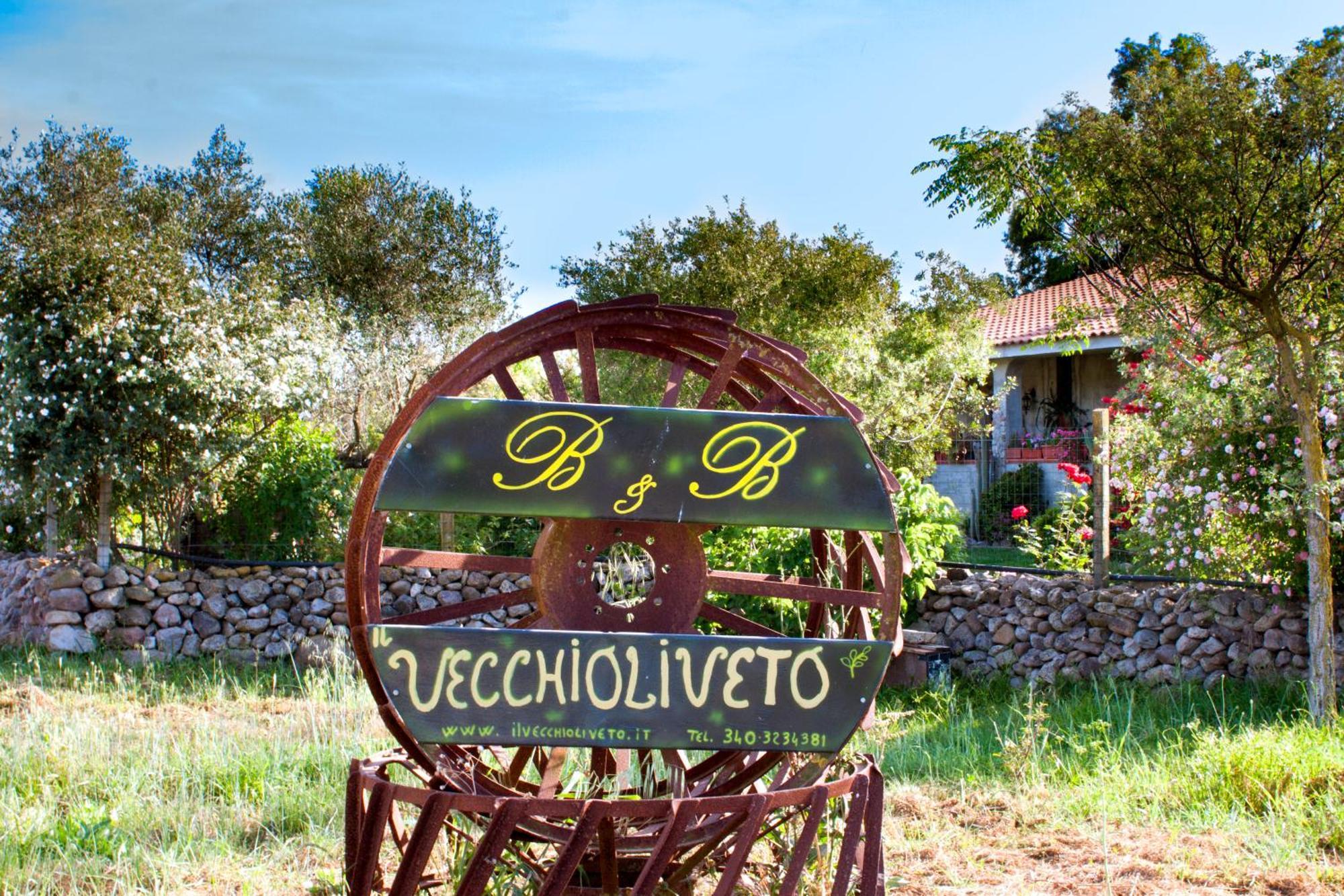 Il Vecchioliveto Di Ornella Bed & Breakfast Marrubiu Bagian luar foto