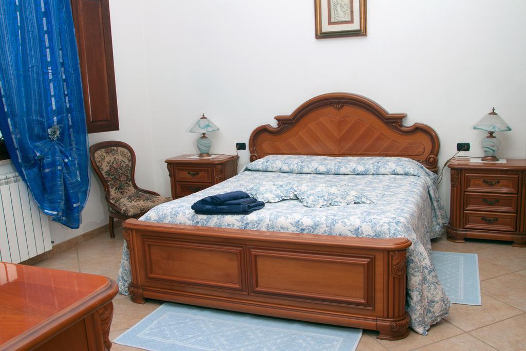 Il Vecchioliveto Di Ornella Bed & Breakfast Marrubiu Ruang foto